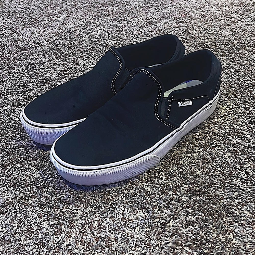 Women’s vans size 9